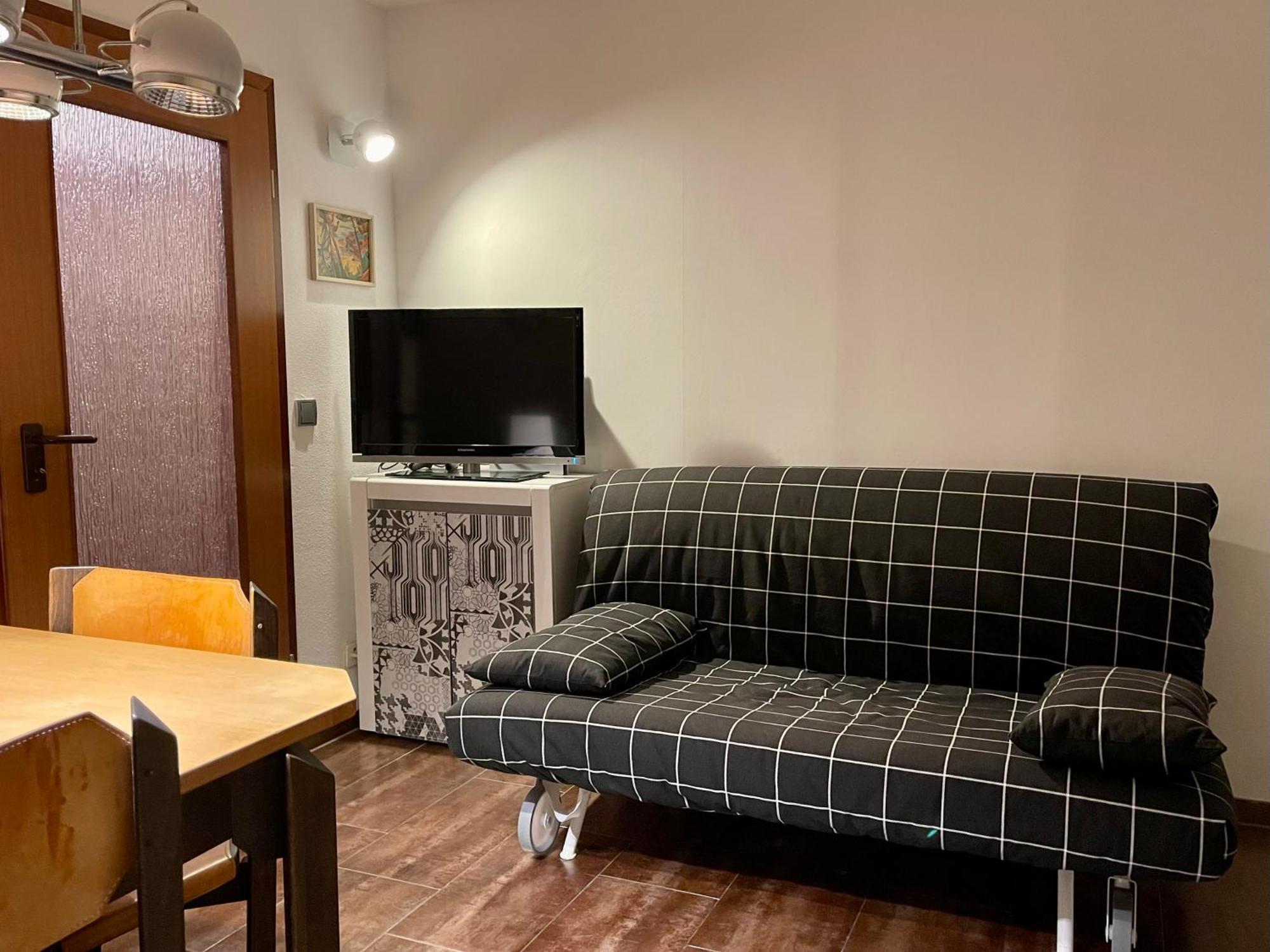 Wunderschoenes 2 Zimmer Apartment Zentrum Goldstadt Пфорцхайм Экстерьер фото